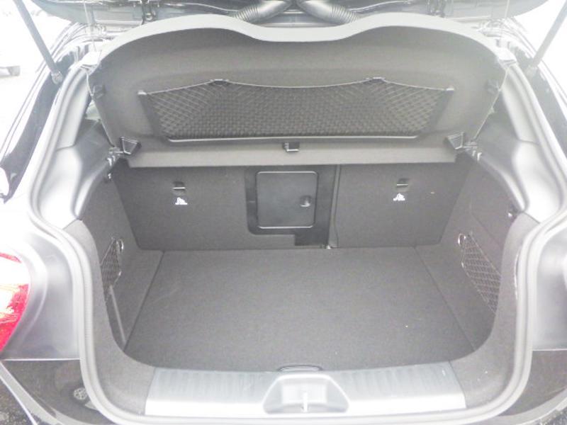 Mercedes-Benz A Class 1.6 A180 AMG Line (Premium) Hatchback 5dr Petrol 7G-DCT Euro 6 (s/s) (122 ps)