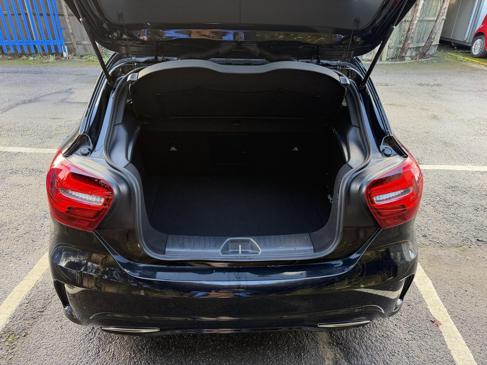 Mercedes-Benz A Class 1.6 A180 AMG Line (Premium) Hatchback 5dr Petrol 7G-DCT Euro 6 (s/s) (122 ps)