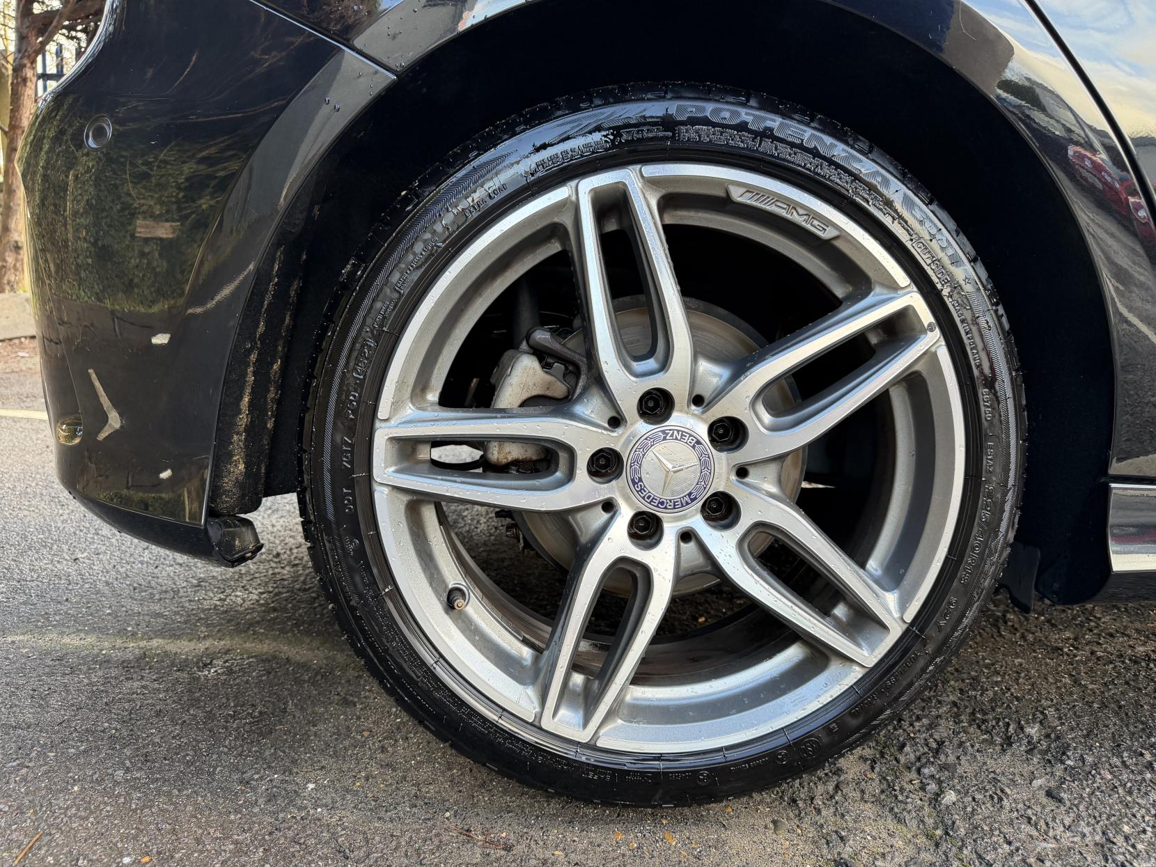 Mercedes-Benz A Class 1.6 A180 AMG Line (Premium) Hatchback 5dr Petrol 7G-DCT Euro 6 (s/s) (122 ps)