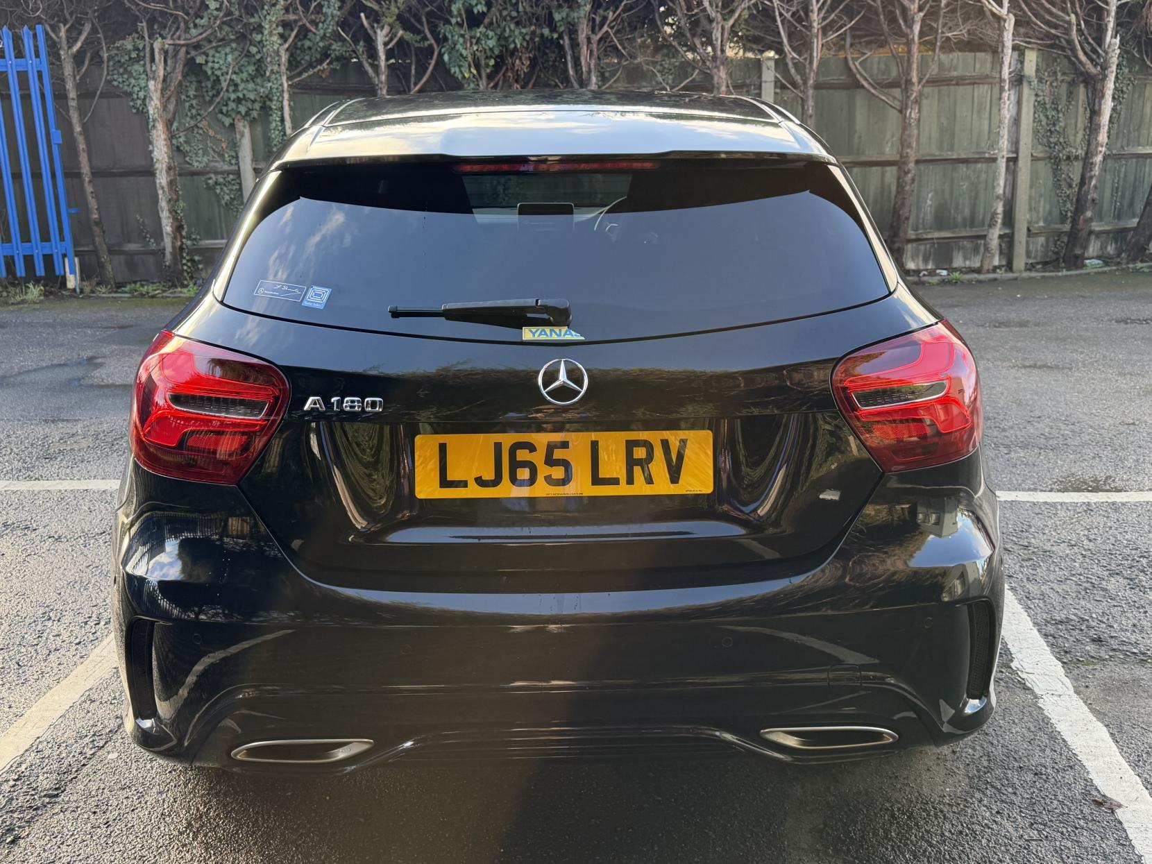 Mercedes-Benz A Class 1.6 A180 AMG Line (Premium) Hatchback 5dr Petrol 7G-DCT Euro 6 (s/s) (122 ps)