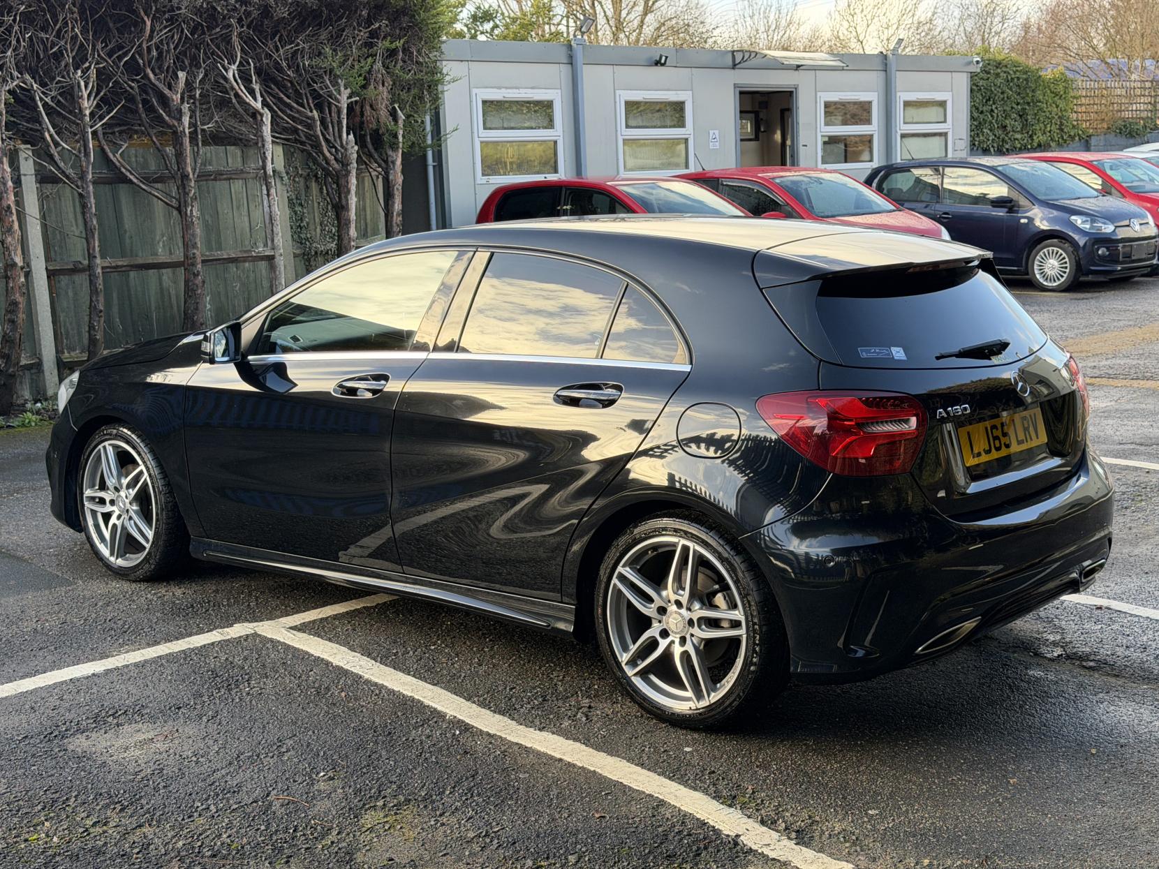 Mercedes-Benz A Class 1.6 A180 AMG Line (Premium) Hatchback 5dr Petrol 7G-DCT Euro 6 (s/s) (122 ps)