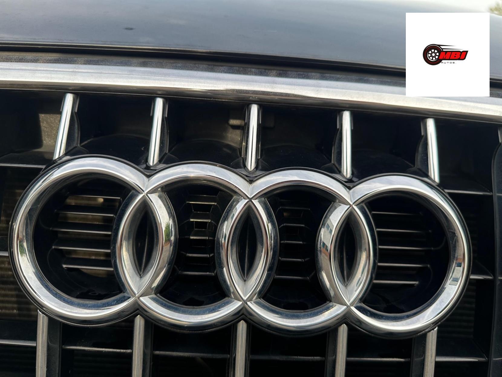 Audi Q3 S line