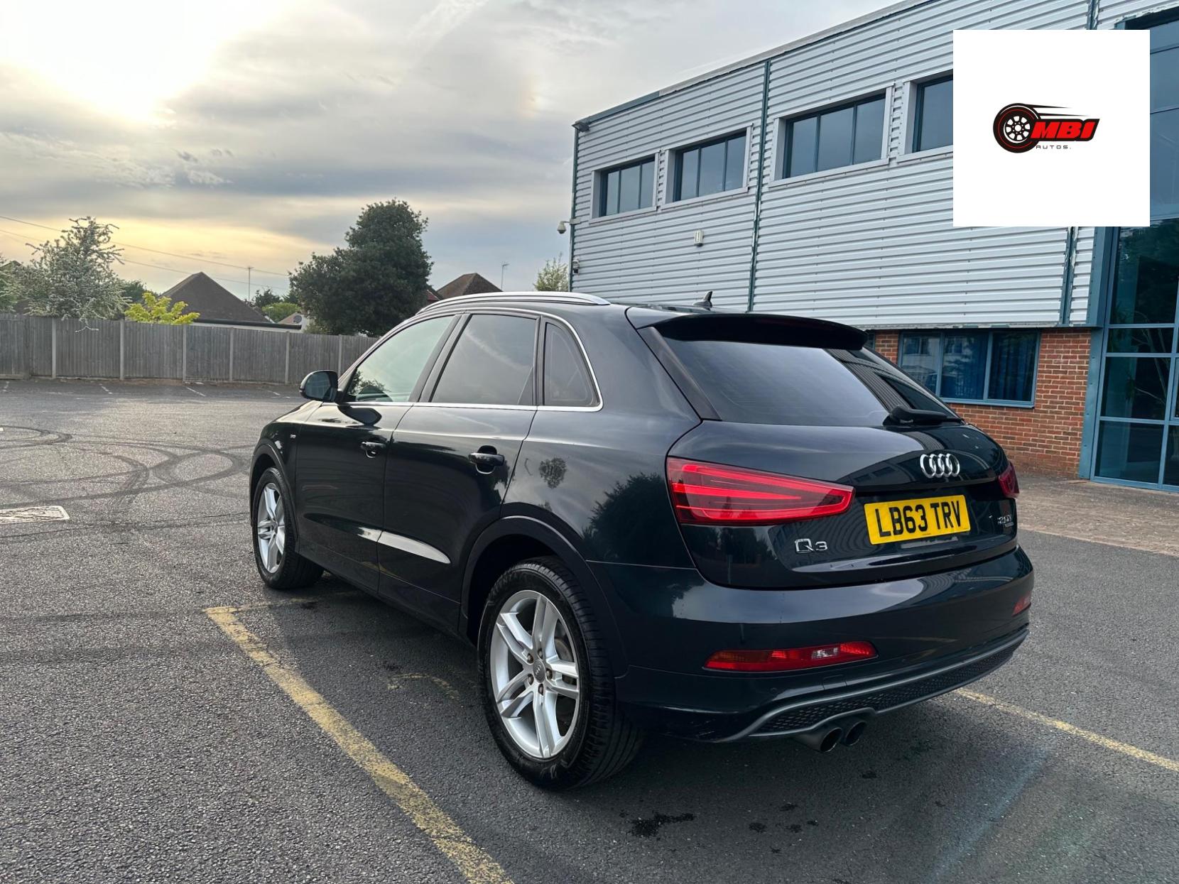 Audi Q3 S line