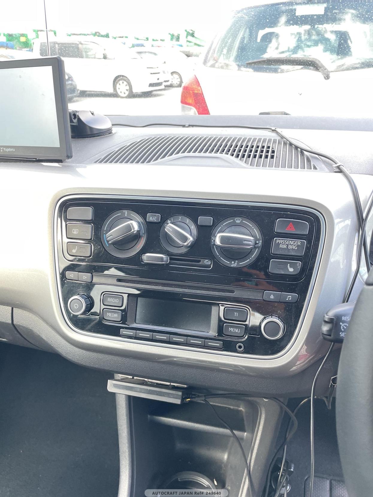 Volkswagen up! 1.0 High up! Hatchback 5dr Petrol ASG Euro 6 (75 ps)