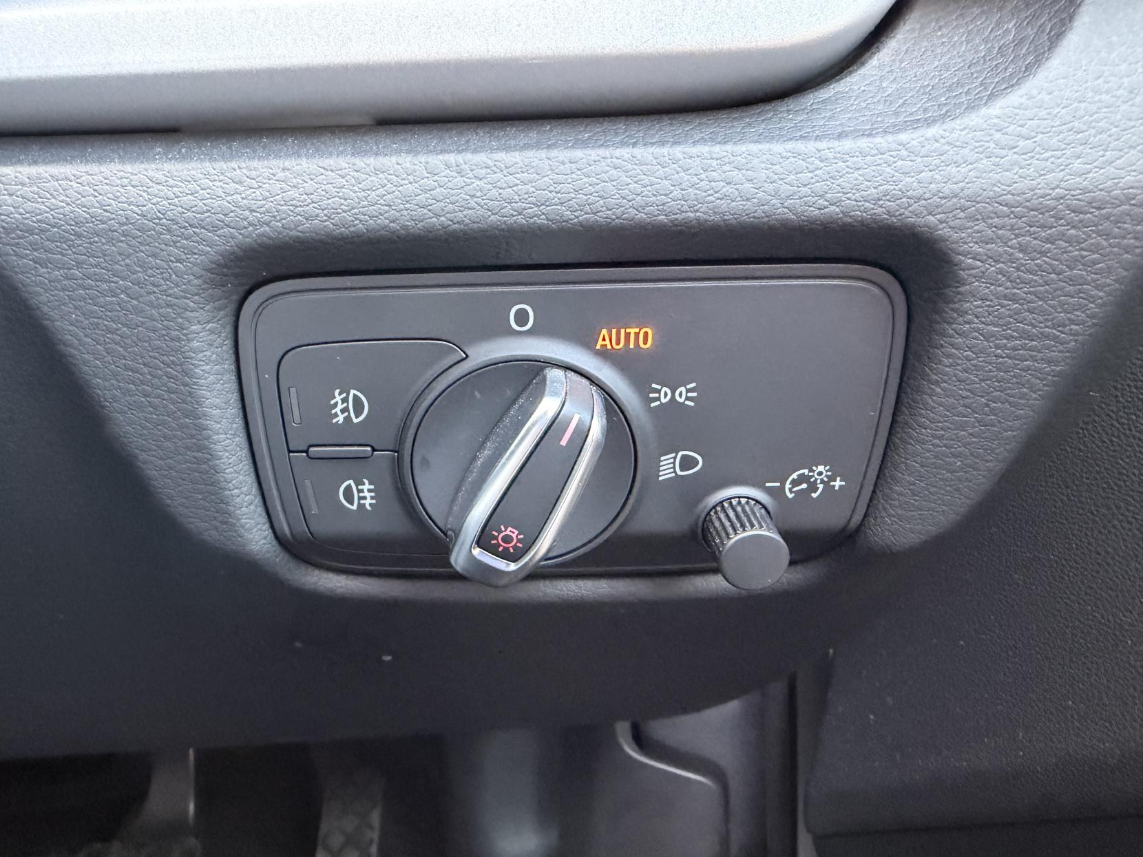 Audi A3 1.4 TFSI CoD Sport Sportback 5dr Petrol S Tronic Euro 6 (s/s) (Nav) (150 ps)