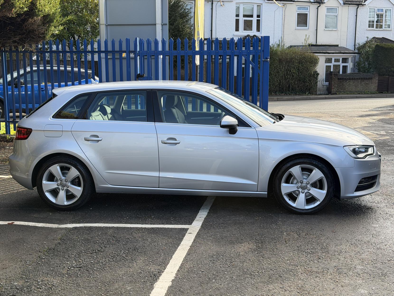 Audi A3 1.4 TFSI CoD Sport Sportback 5dr Petrol S Tronic Euro 6 (s/s) (Nav) (150 ps)