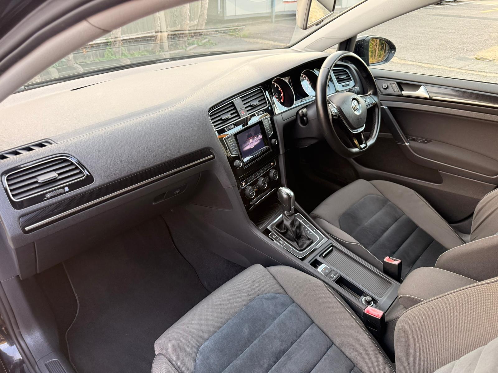 Volkswagen Golf 1.4 TSI BlueMotion Tech Match Edition Hatchback 5dr Petrol DSG Euro 6 (s/s) (125 ps)