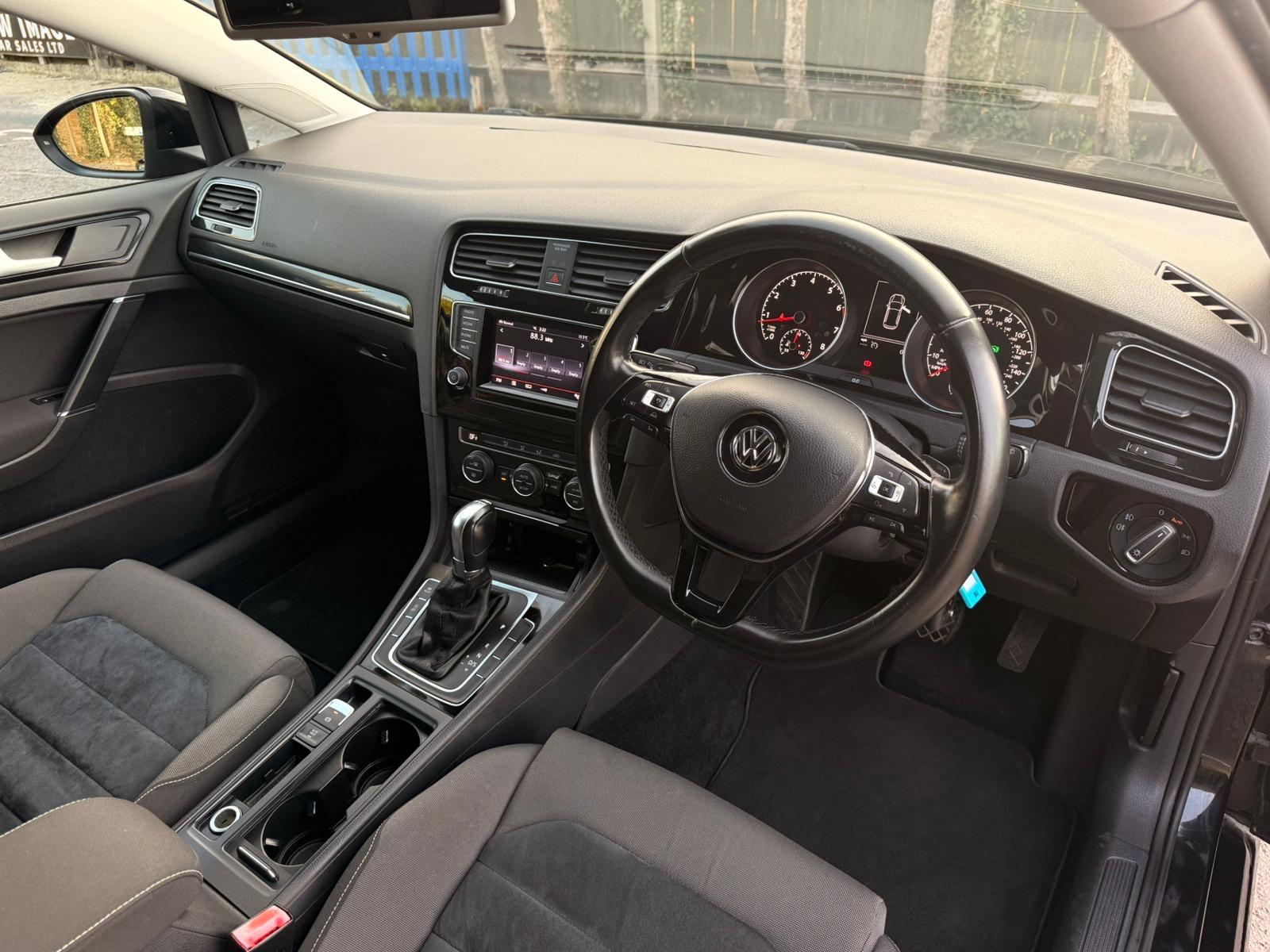 Volkswagen Golf 1.4 TSI BlueMotion Tech Match Edition Hatchback 5dr Petrol DSG Euro 6 (s/s) (125 ps)