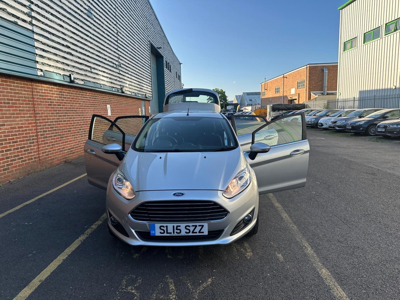 Ford Fiesta 1.0T EcoBoost Zetec Euro 6 (s/s) 5dr