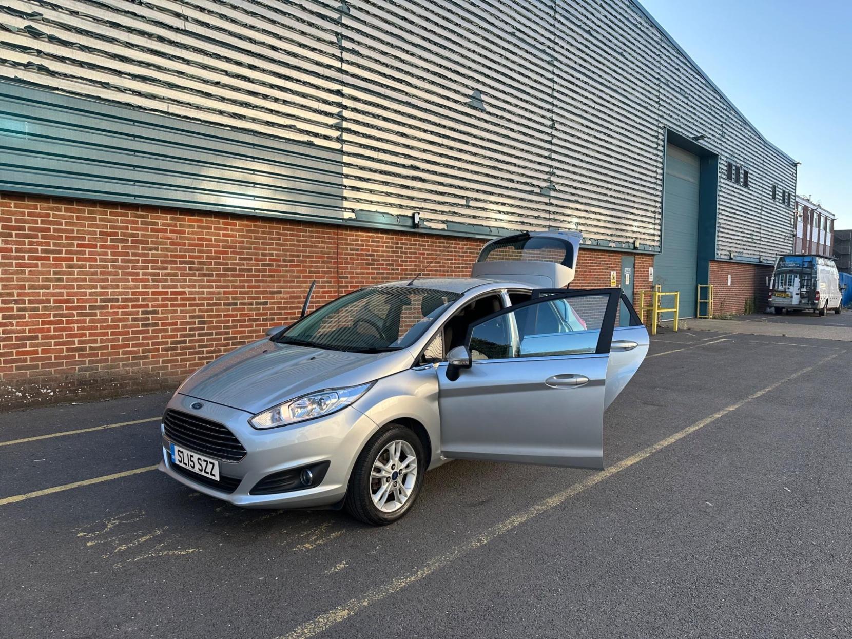 Ford Fiesta 1.0T EcoBoost Zetec Euro 6 (s/s) 5dr