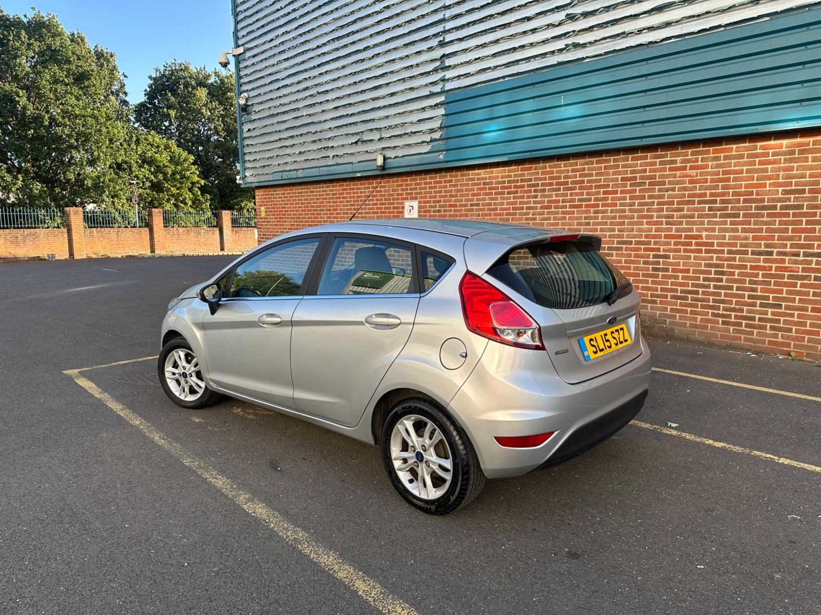 Ford Fiesta 1.0T EcoBoost Zetec Euro 6 (s/s) 5dr