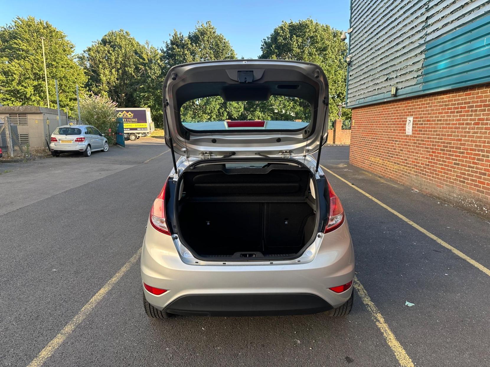 Ford Fiesta 1.0T EcoBoost Zetec Euro 6 (s/s) 5dr
