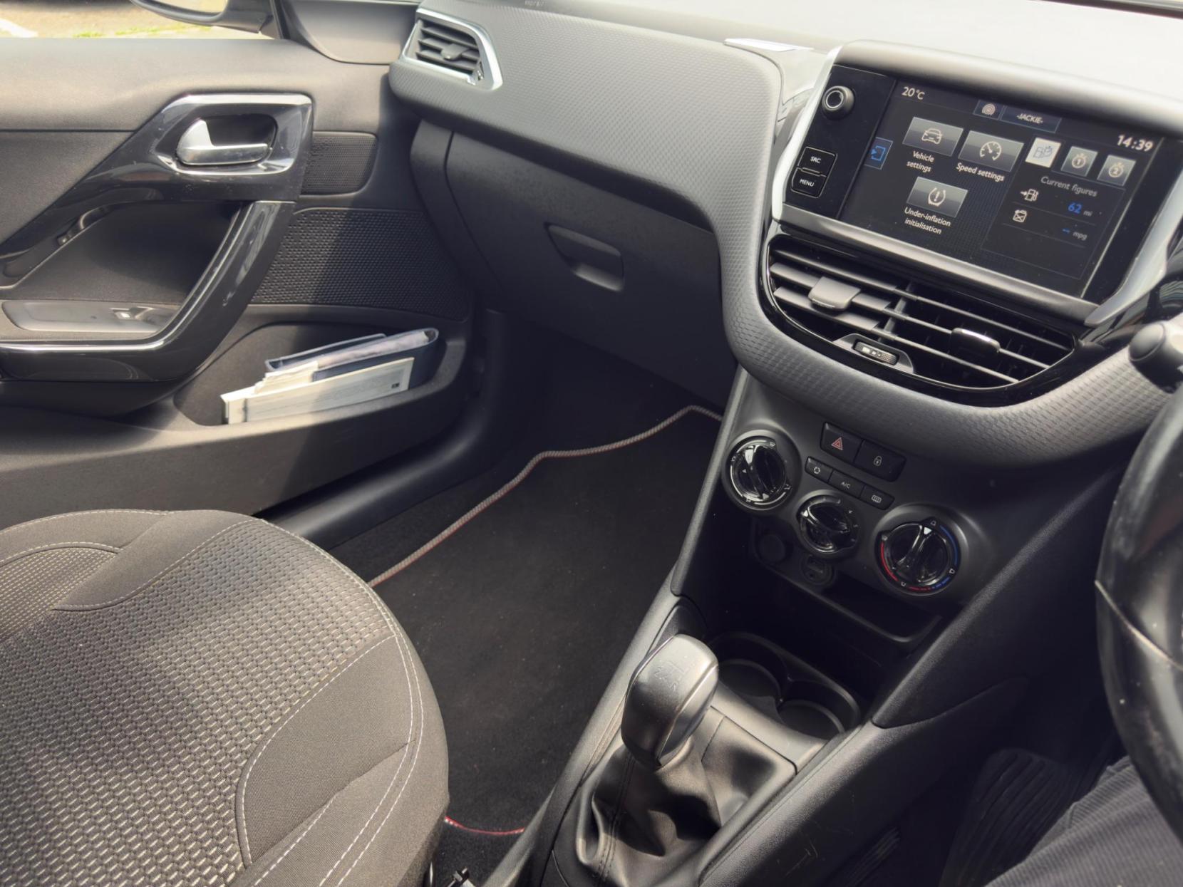 Peugeot 208 1.2 PureTech Allure Euro 6 (s/s) 5dr