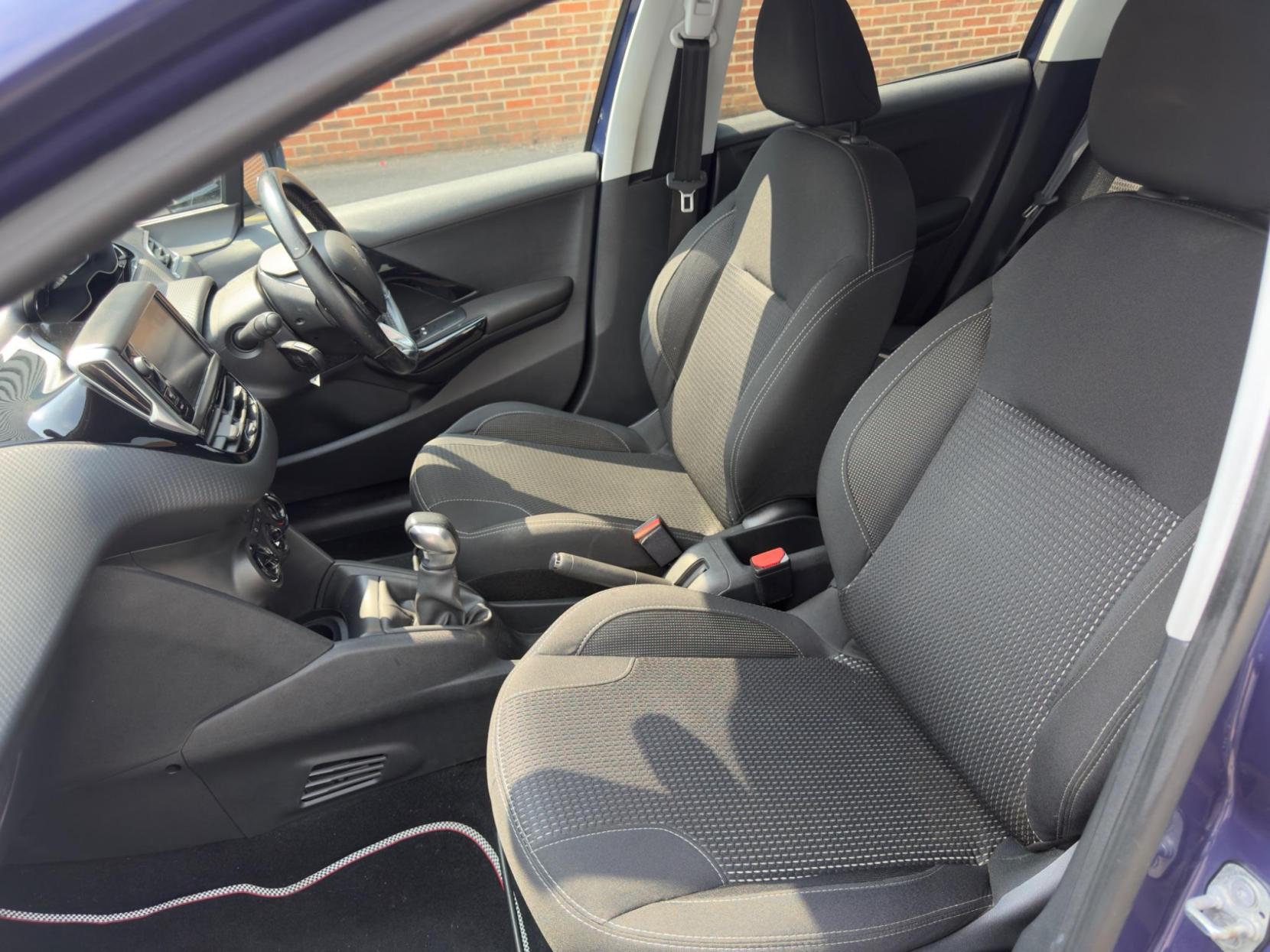 Peugeot 208 1.2 PureTech Allure Euro 6 (s/s) 5dr