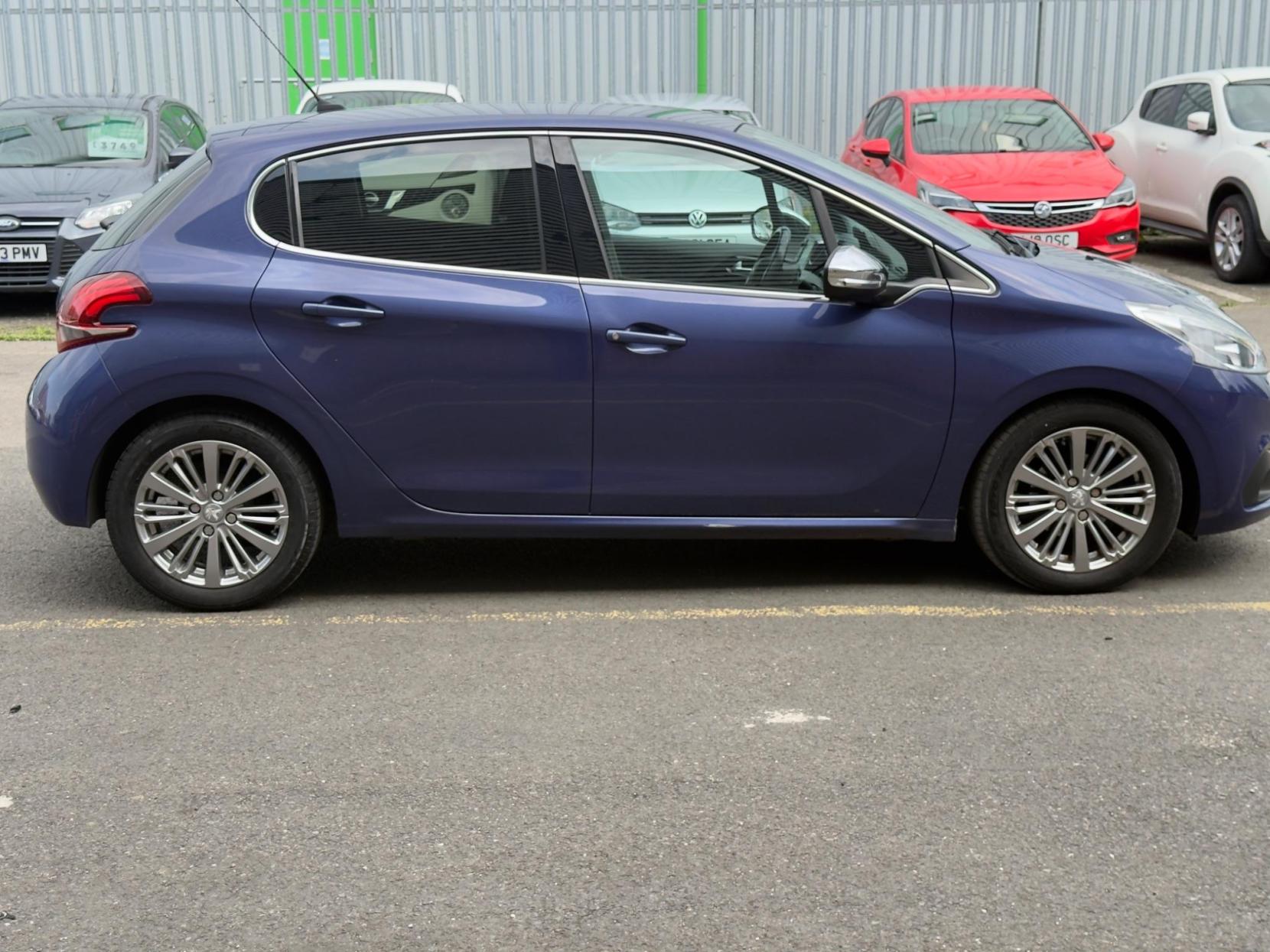 Peugeot 208 1.2 PureTech Allure Euro 6 (s/s) 5dr