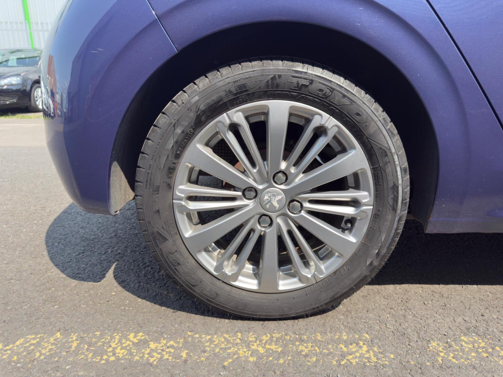 Peugeot 208 1.2 PureTech Allure Euro 6 (s/s) 5dr