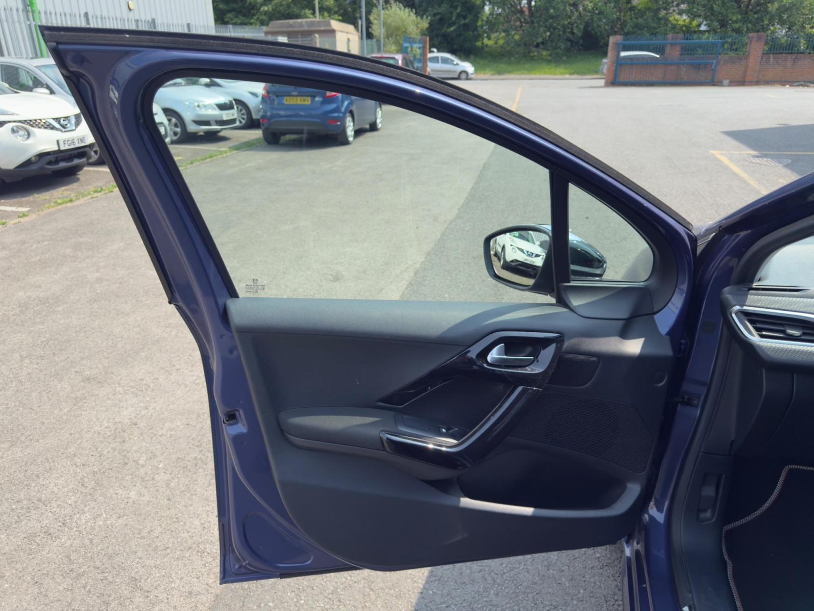 Peugeot 208 1.2 PureTech Allure Euro 6 (s/s) 5dr