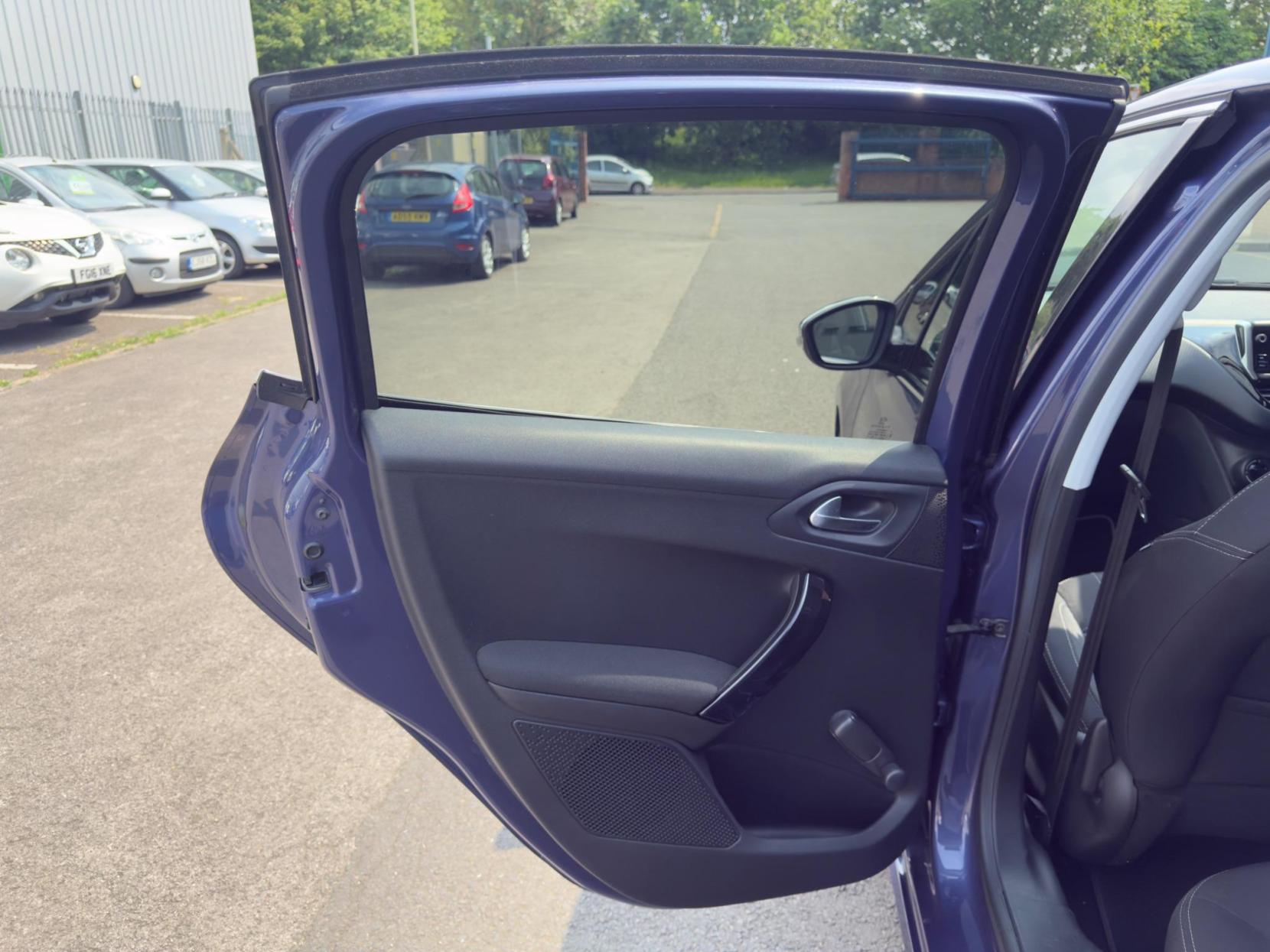 Peugeot 208 1.2 PureTech Allure Euro 6 (s/s) 5dr