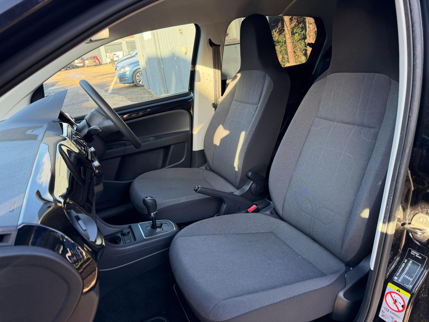 Volkswagen up! 1.0 High up! Hatchback 5dr Petrol ASG Euro 6 (75 ps)