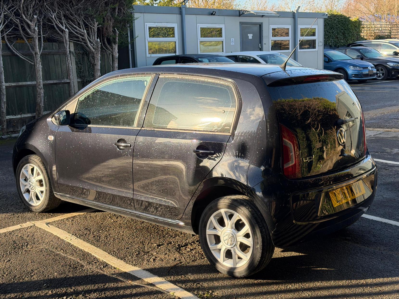 Volkswagen up! 1.0 High up! Hatchback 5dr Petrol ASG Euro 6 (75 ps)