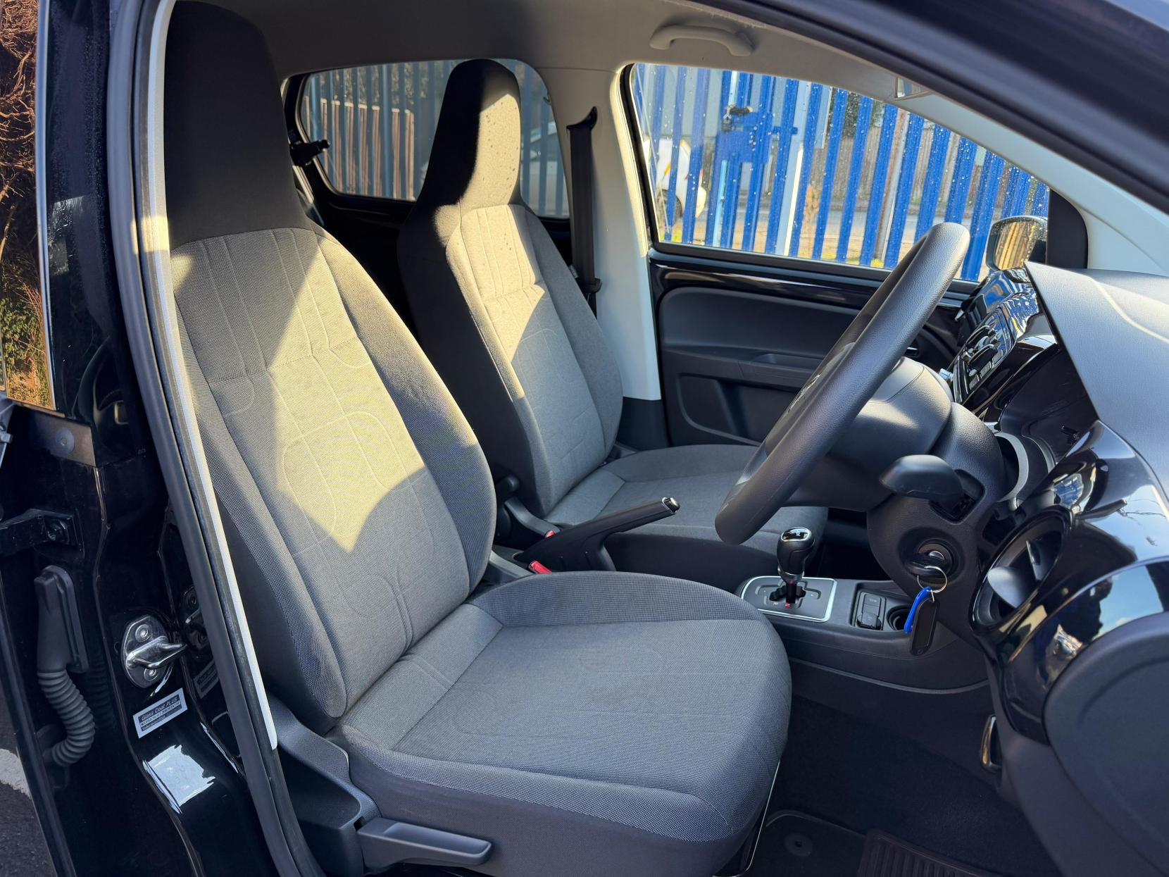 Volkswagen up! 1.0 High up! Hatchback 5dr Petrol ASG Euro 6 (75 ps)