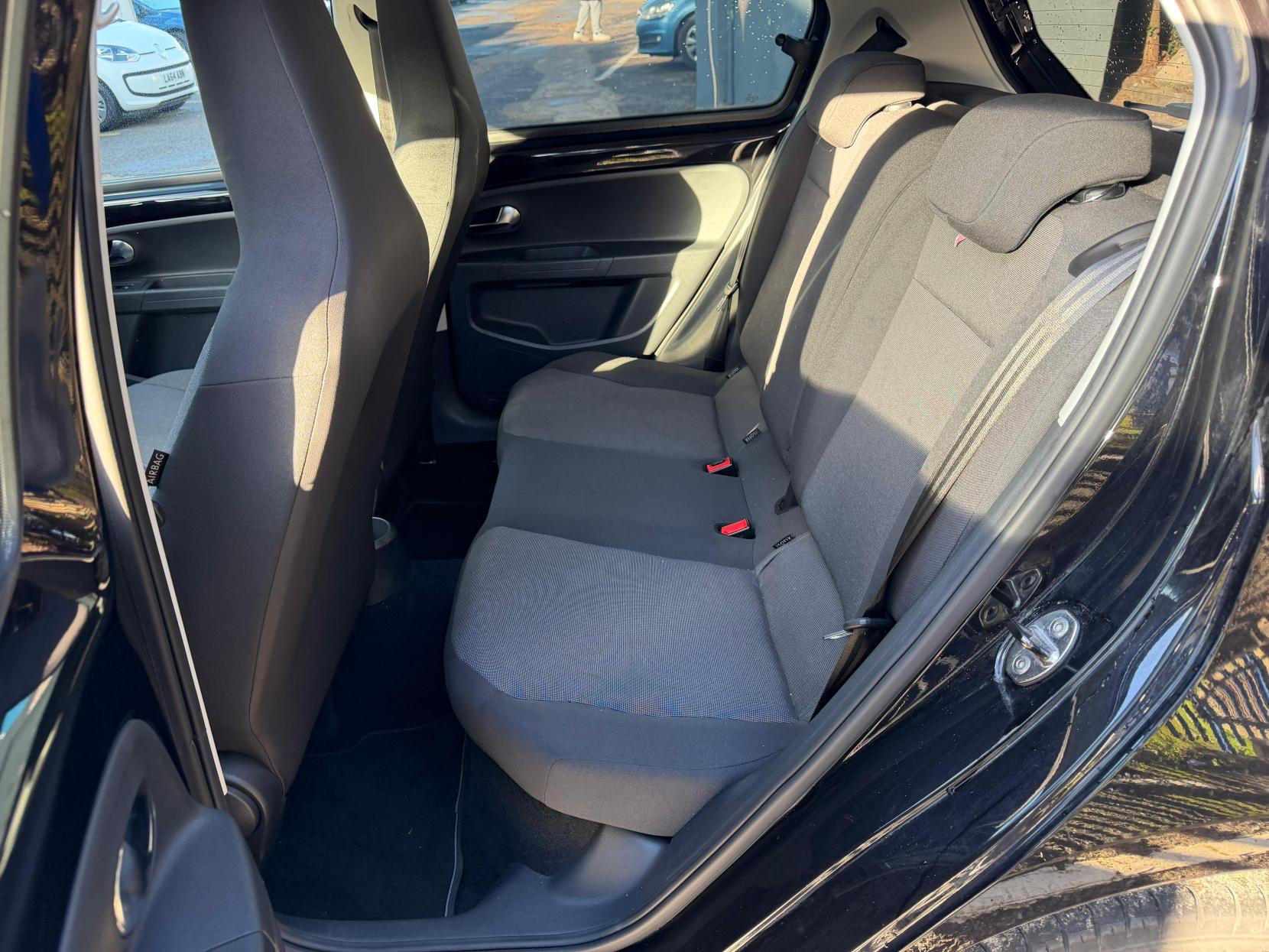 Volkswagen up! 1.0 High up! Hatchback 5dr Petrol ASG Euro 6 (75 ps)