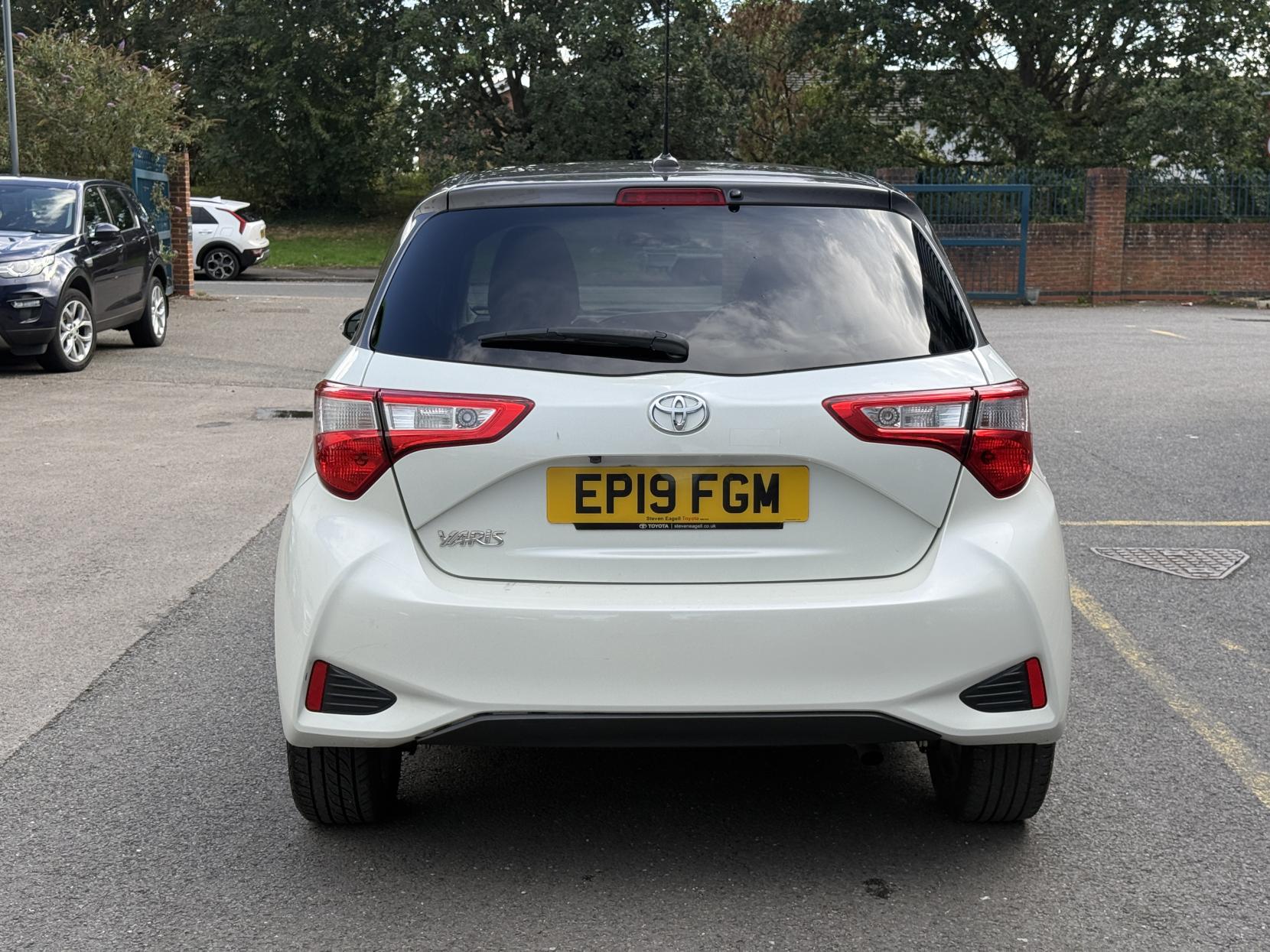 Toyota Yaris 1.5 VVT-i Y20 Hatchback 5dr Petrol Manual Euro 6 (111 ps)