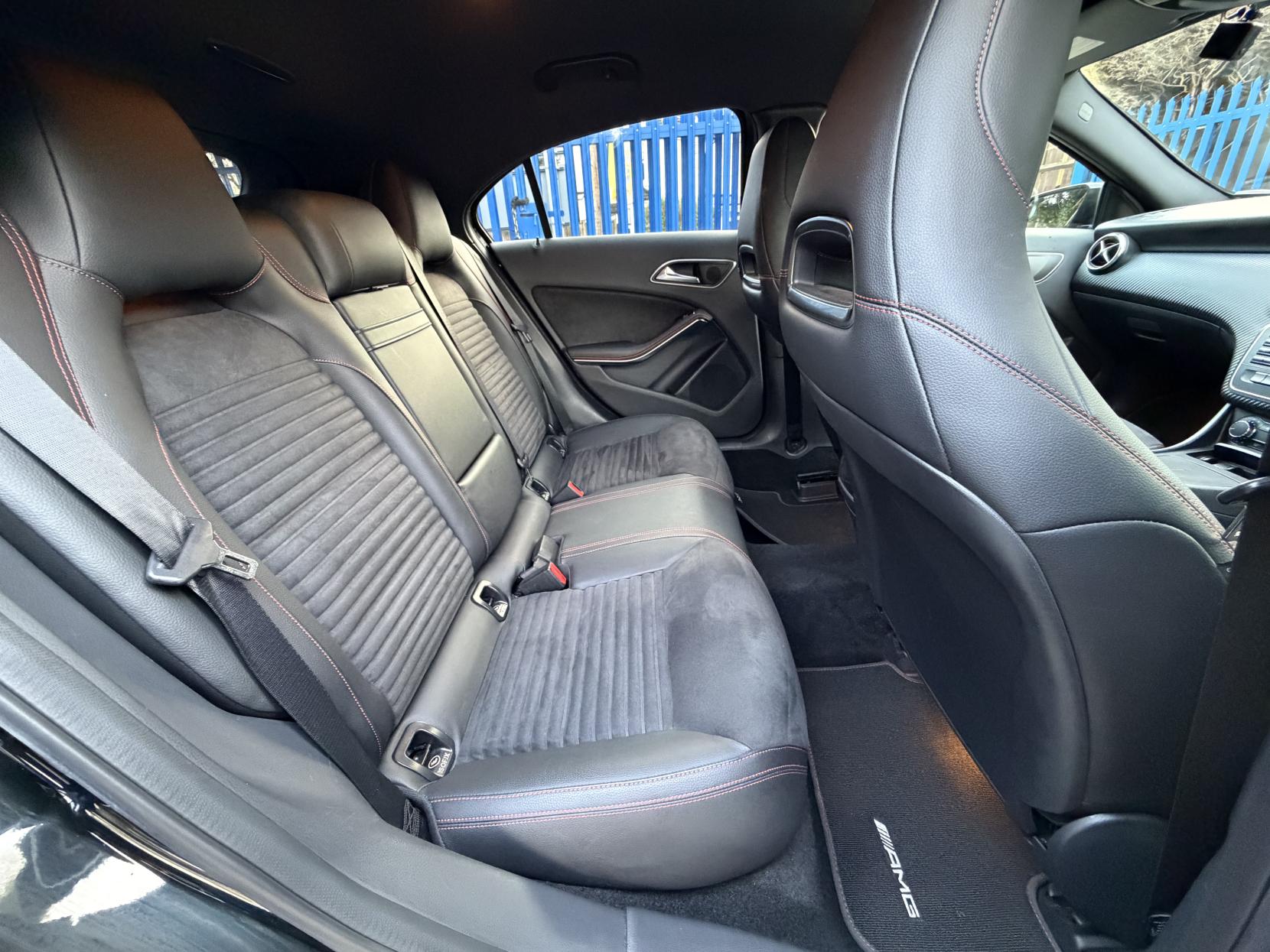 Mercedes-Benz A Class 1.6 A180 BlueEfficiency SE Hatchback 5dr Petrol 7G-DCT Euro 6 (s/s) (122 ps)