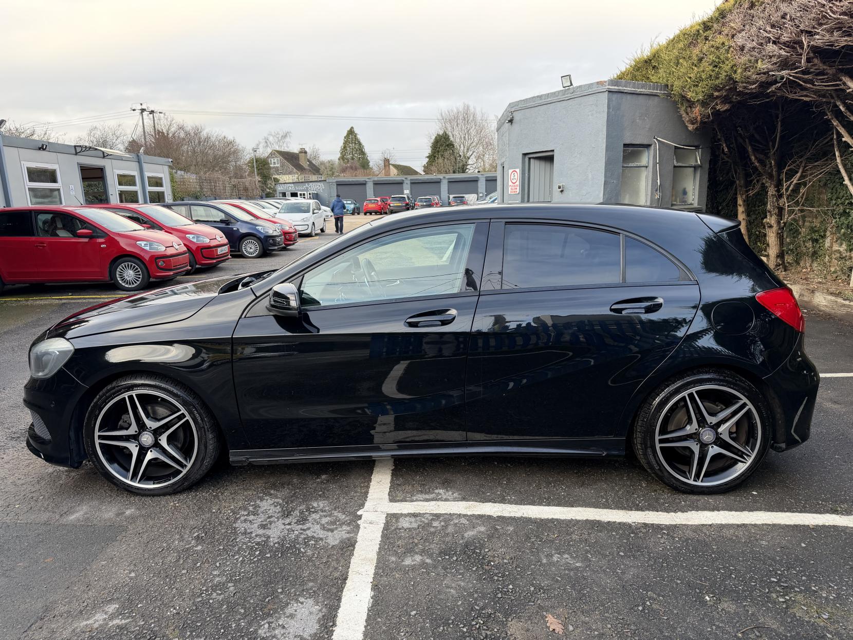 Mercedes-Benz A Class 1.6 A180 BlueEfficiency SE Hatchback 5dr Petrol 7G-DCT Euro 6 (s/s) (122 ps)