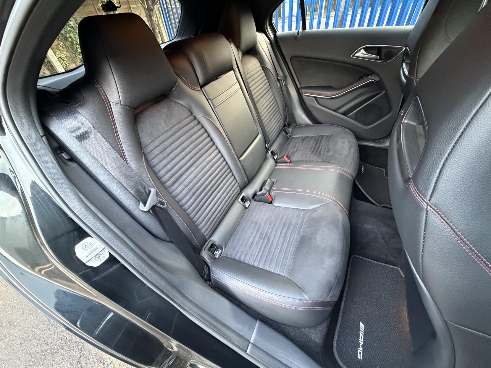 Mercedes-Benz A Class 1.6 A180 BlueEfficiency SE Hatchback 5dr Petrol 7G-DCT Euro 6 (s/s) (122 ps)