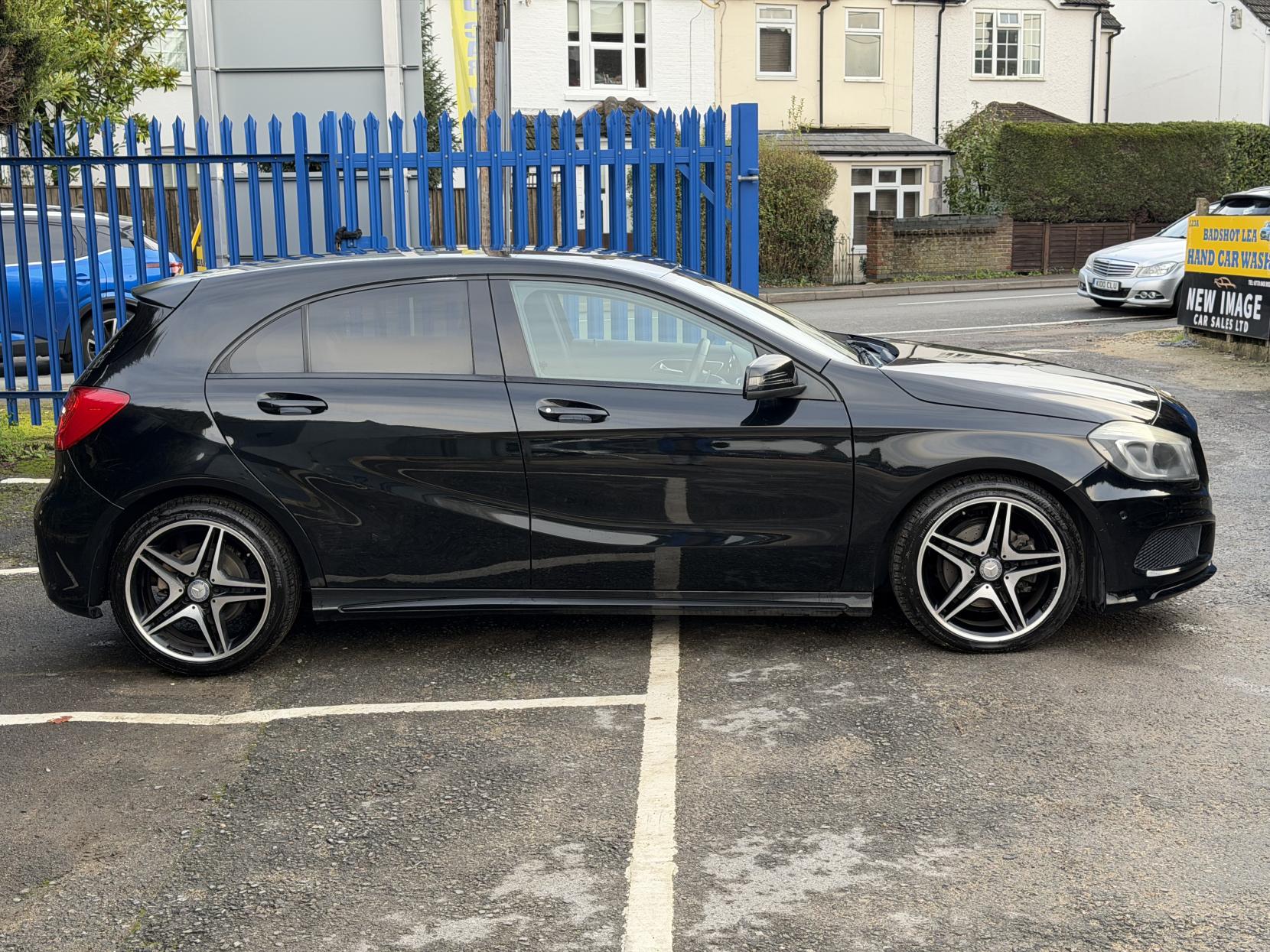 Mercedes-Benz A Class 1.6 A180 BlueEfficiency SE Hatchback 5dr Petrol 7G-DCT Euro 6 (s/s) (122 ps)