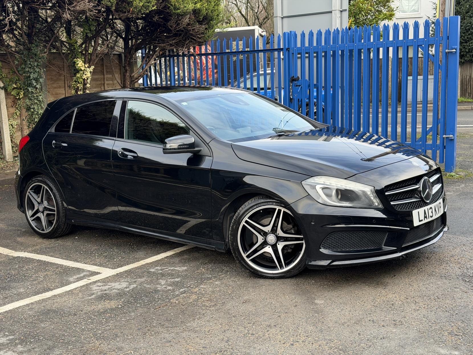 Mercedes-Benz A Class 1.6 A180 BlueEfficiency SE Hatchback 5dr Petrol 7G-DCT Euro 6 (s/s) (122 ps)
