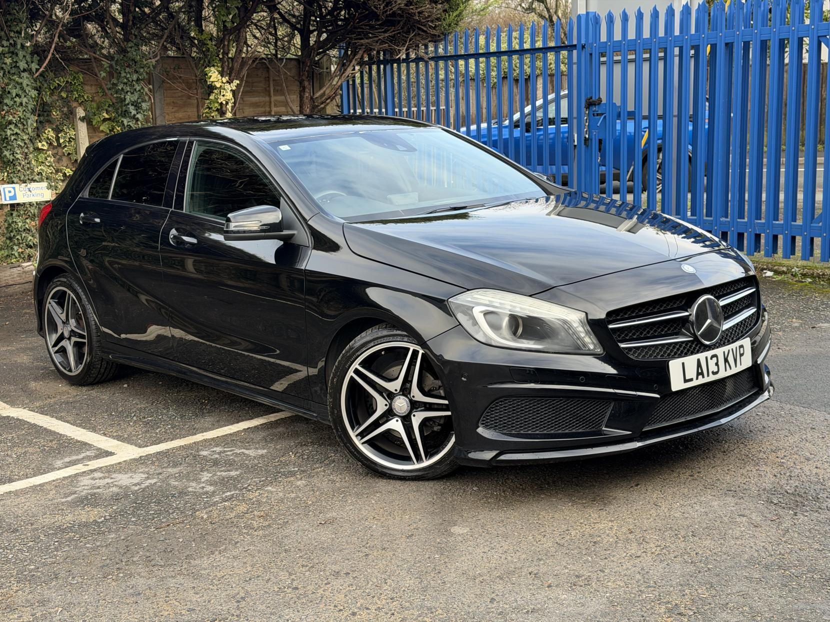 Mercedes-Benz A Class 1.6 A180 BlueEfficiency SE Hatchback 5dr Petrol 7G-DCT Euro 6 (s/s) (122 ps)
