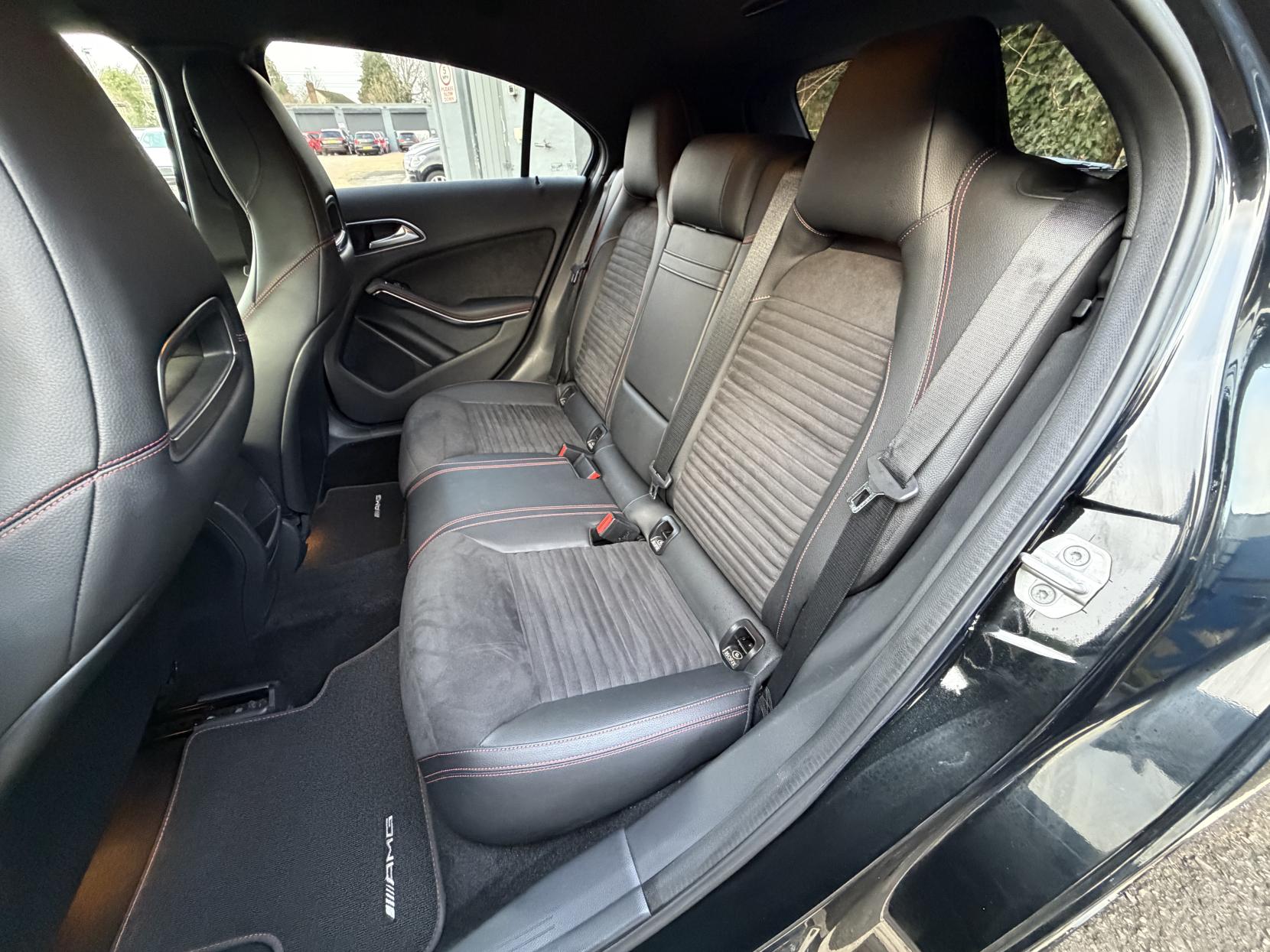 Mercedes-Benz A Class 1.6 A180 BlueEfficiency SE Hatchback 5dr Petrol 7G-DCT Euro 6 (s/s) (122 ps)