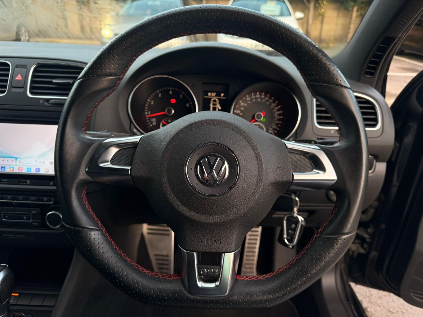 Volkswagen Golf 2.0 TSI GTI Hatchback 5dr Petrol DSG Euro 5 (210 ps)