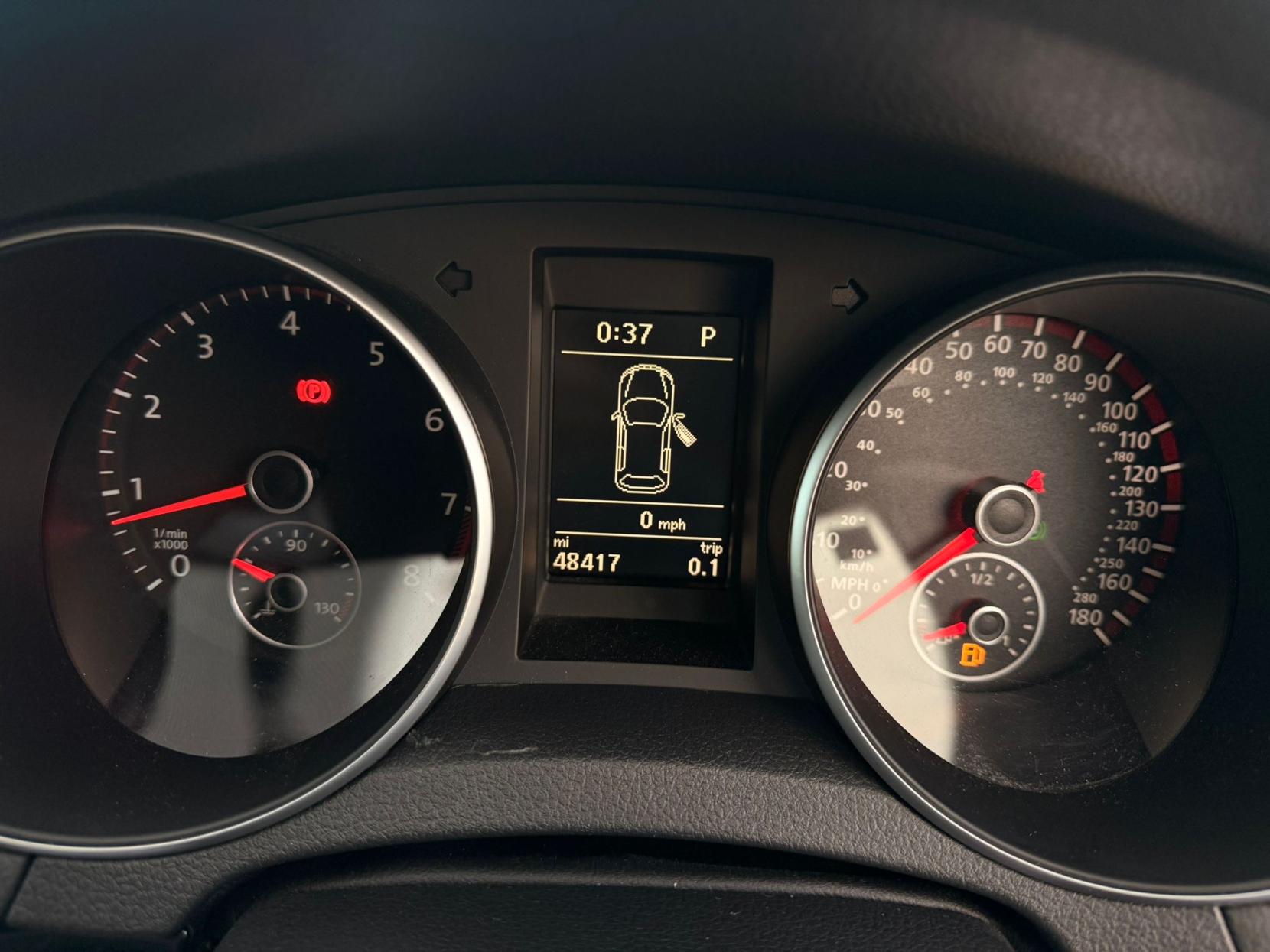 Volkswagen Golf 2.0 TSI GTI Hatchback 5dr Petrol DSG Euro 5 (210 ps)