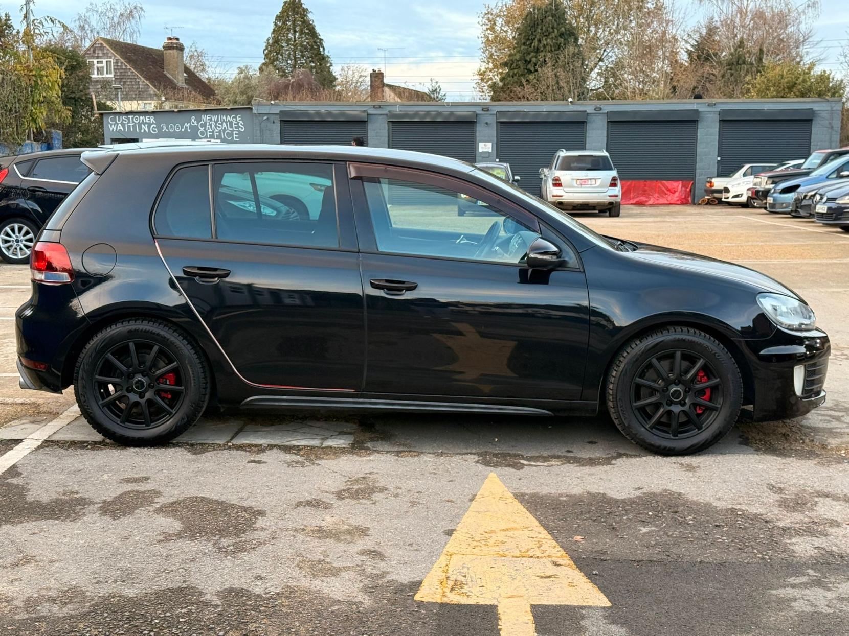 Volkswagen Golf 2.0 TSI GTI Hatchback 5dr Petrol DSG Euro 5 (210 ps)