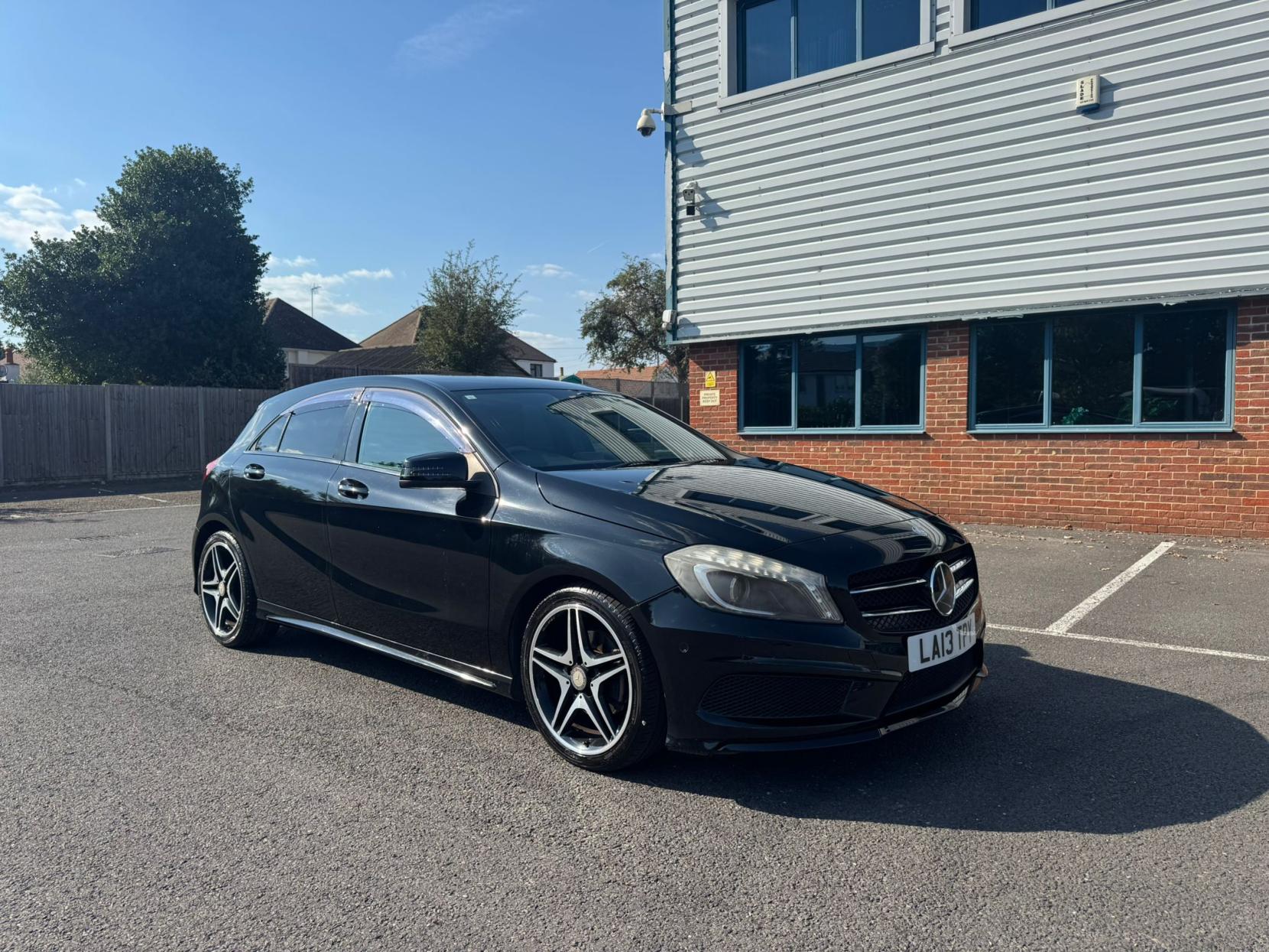 Mercedes-Benz A Class 1.6 A180 BlueEfficiency Sport 7G-DCT Euro 6 (s/s) 5dr