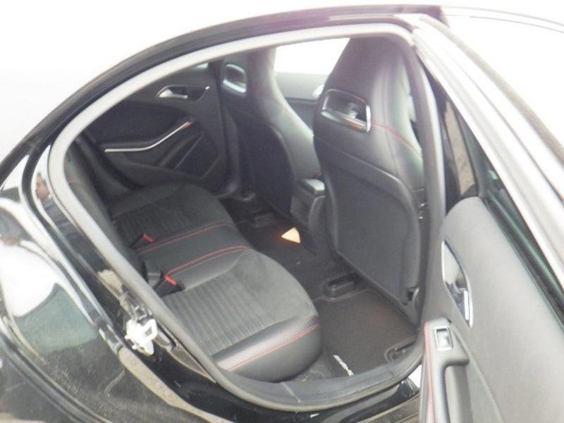 Mercedes-Benz A Class 1.6 A180 BlueEfficiency Sport 7G-DCT Euro 6 (s/s) 5dr