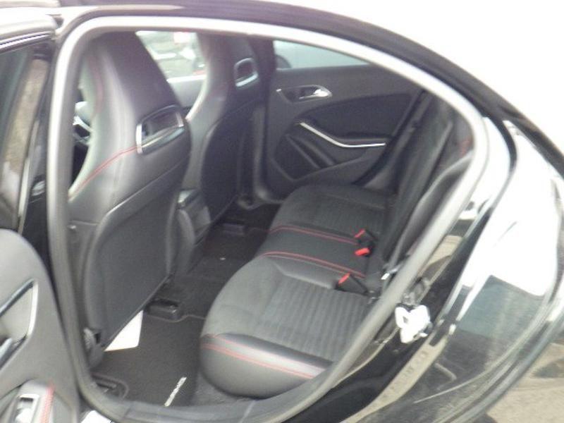 Mercedes-Benz A Class 1.6 A180 BlueEfficiency Sport 7G-DCT Euro 6 (s/s) 5dr
