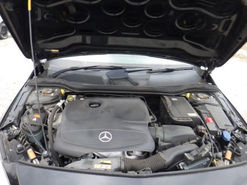 Mercedes-Benz A Class 1.6 A180 BlueEfficiency Sport 7G-DCT Euro 6 (s/s) 5dr