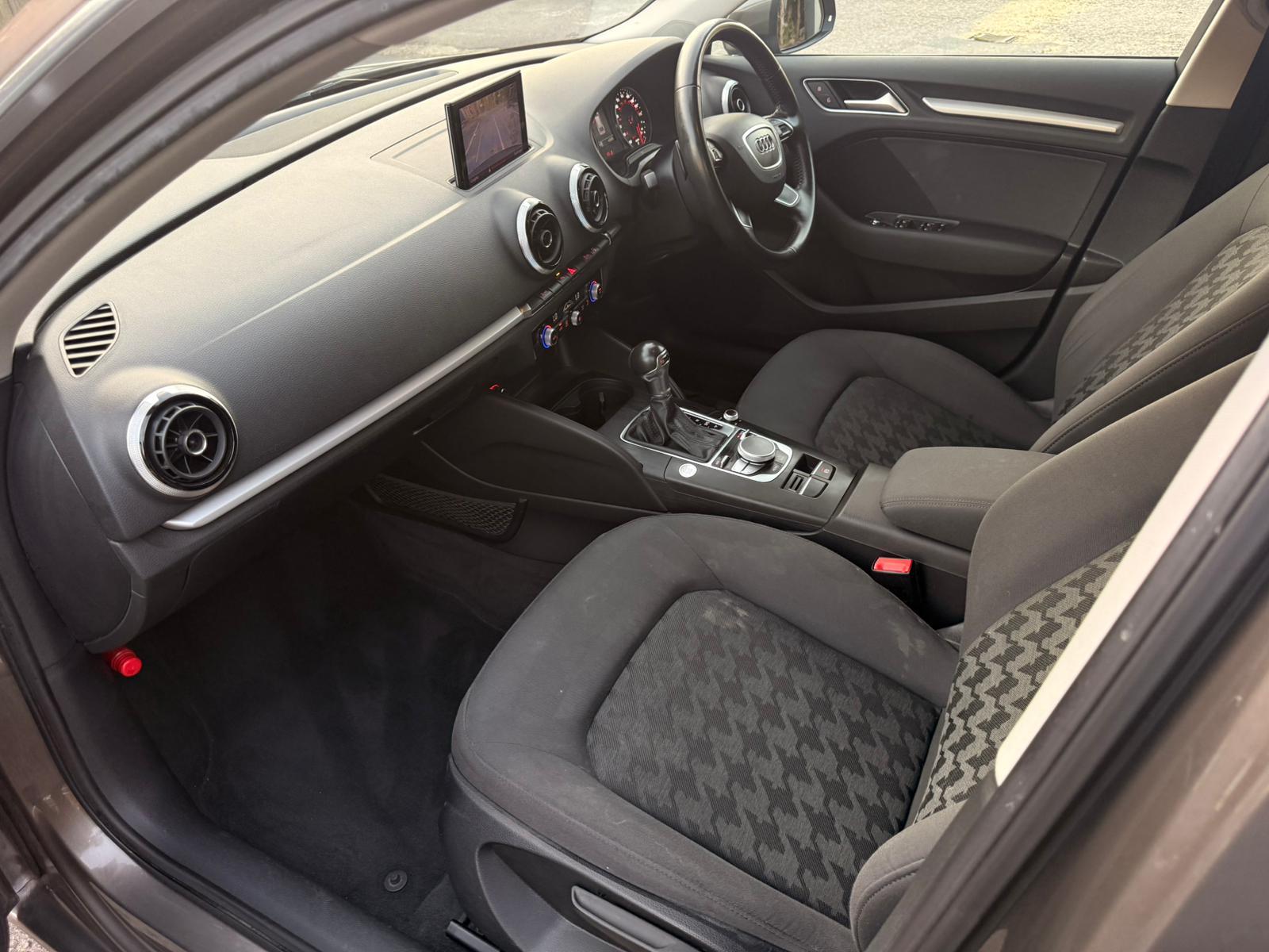 Audi A3 1.4 TFSI SE Sportback 5dr Petrol S Tronic Euro 5 (s/s) (122 ps)